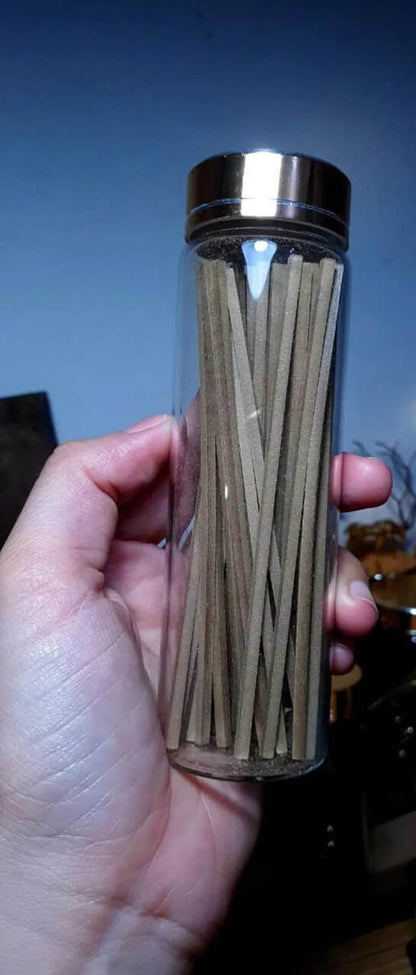 AgarwoodVietnamIncense-100_Pure_Filler-Free-2