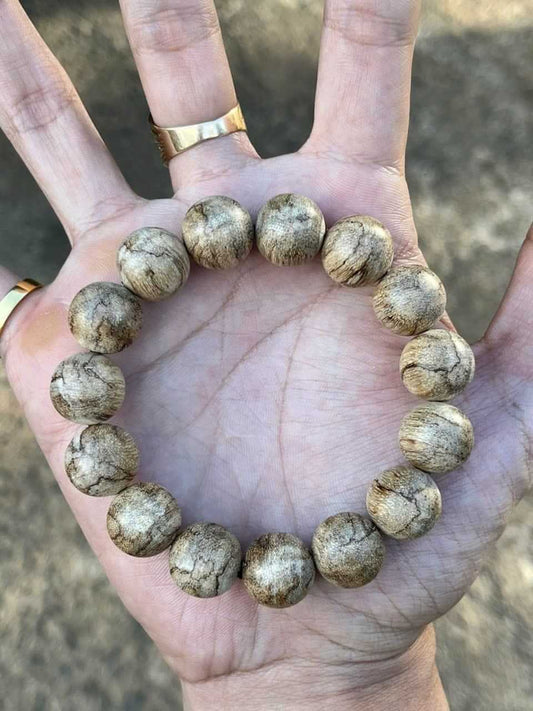 Wild Vietnam Agarwood Bracelet- Stand Out By Unique Patterns- Round 14mm- Gifts